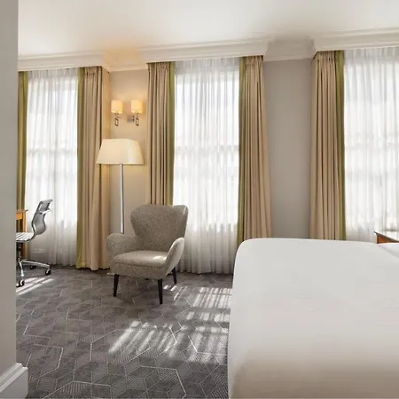 Hotel Delta By Marriott